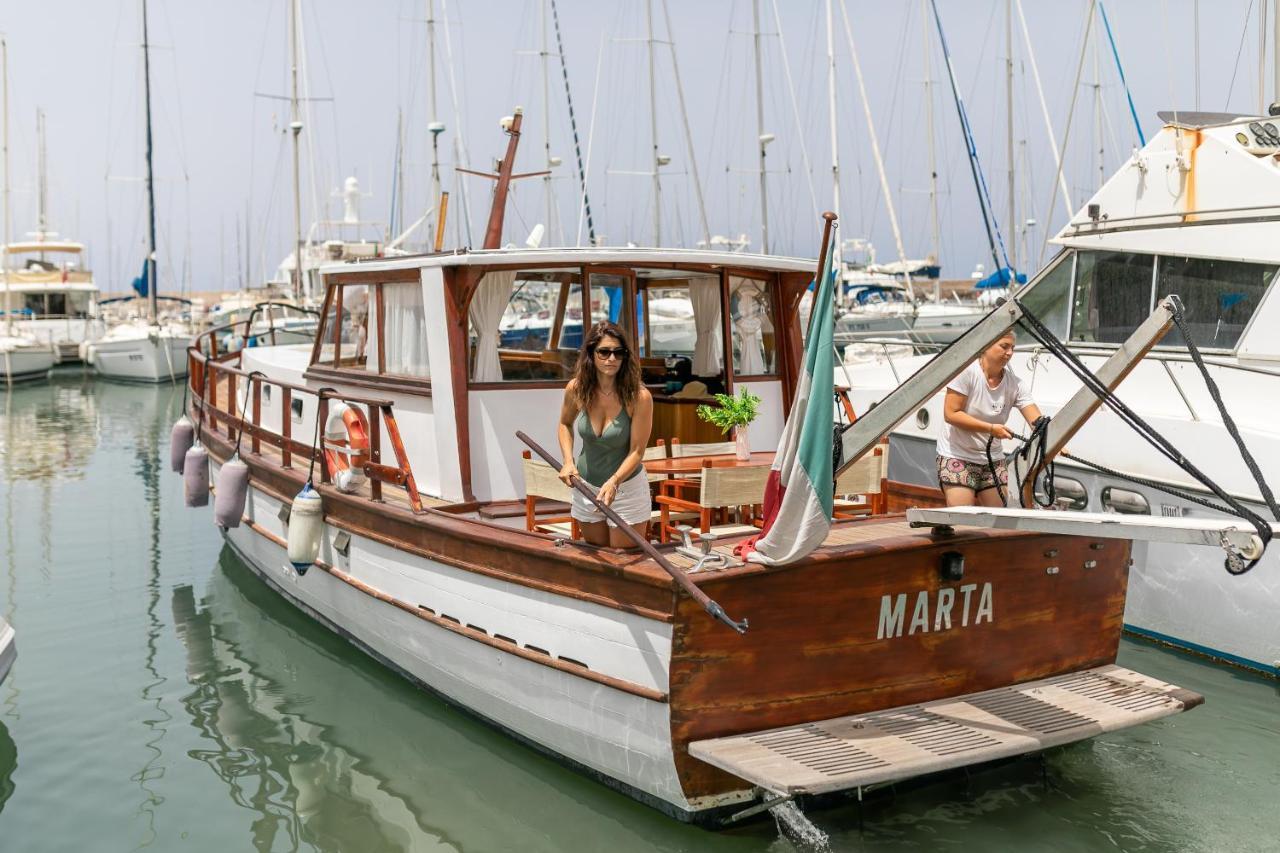 Marta Boat B&B 카스텔사르도 외부 사진
